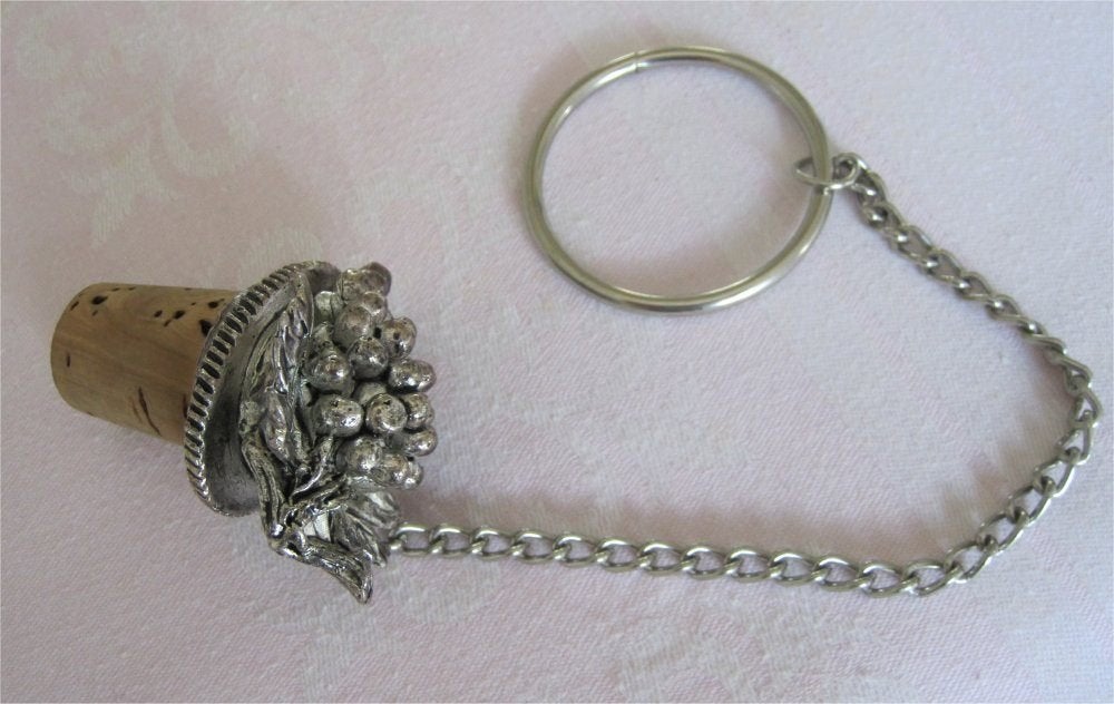 Flesstopper met druiventros en ketting, Ophalen of Verzenden