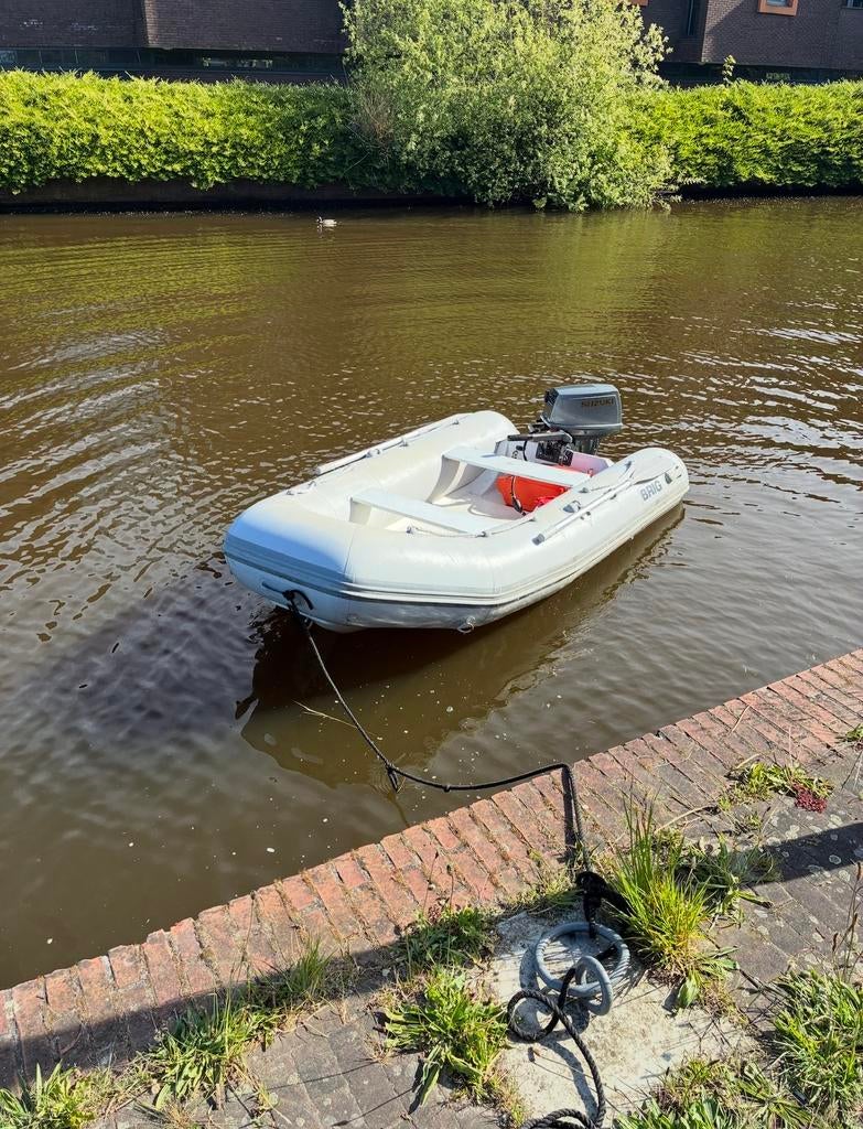 Brig rib + 15 pk Suzuki, Watersport en Boten, Rubberboten, Brig, Ophalen of Verzenden, Zo goed als nieuw, Peddels