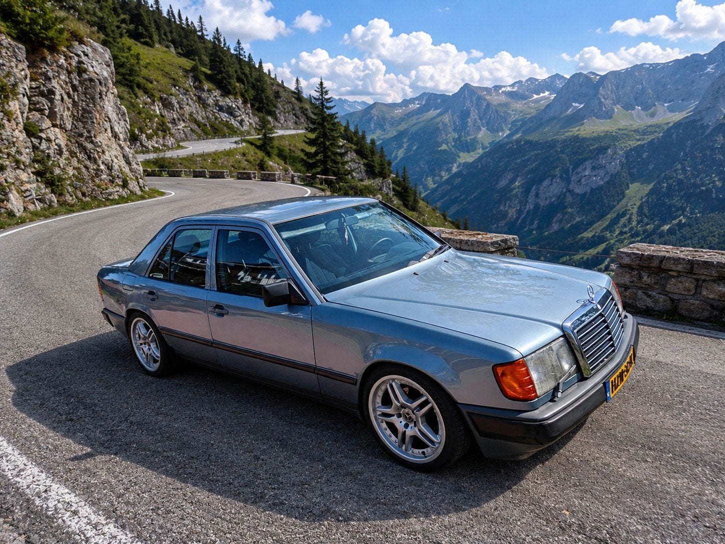 Mercedes-Benz W124 300E automaat 1986 Blauw, Auto's, Automaat, Cruise Control, Blauw, Particulier