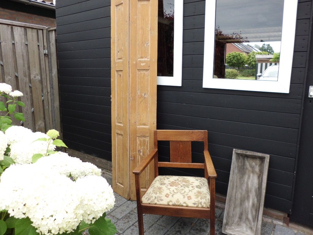 Oud brocante luik, Ophalen