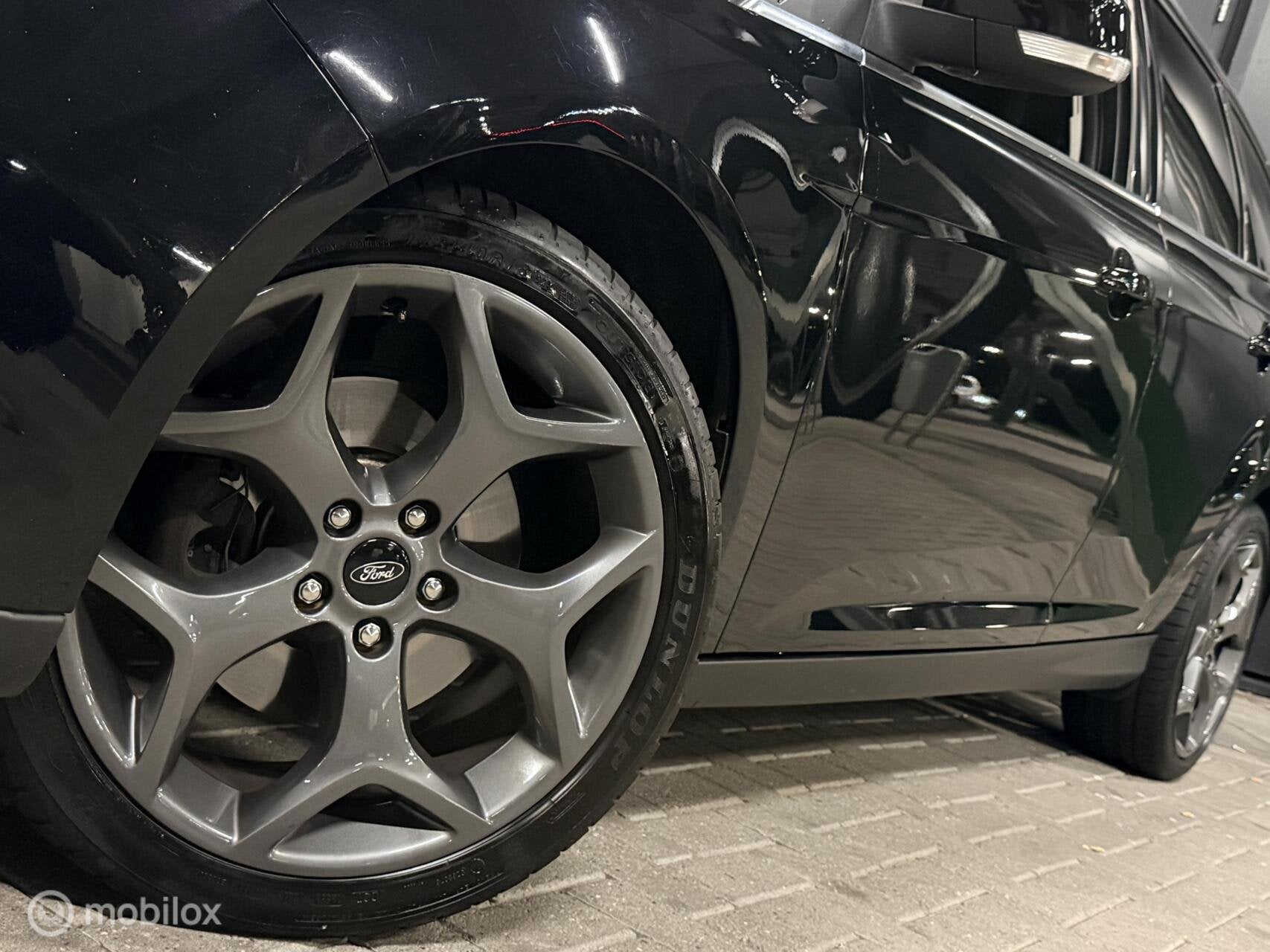 Ford Focus Wagon 1.5 Titanium Edition trekhaak/18inch/netjes, Auto's, Automatische klimaatregeling, Euro 6, 4 cilinders, 150 pk