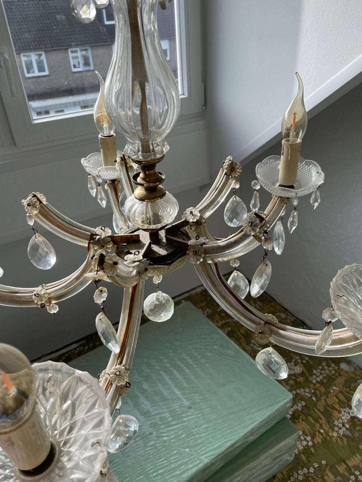 Vintage Kroonluchter met Kristallen Hangers, Huis en Inrichting, Lampen | Kroonluchters, Ophalen, Gebruikt, Glas, E14 (klein)