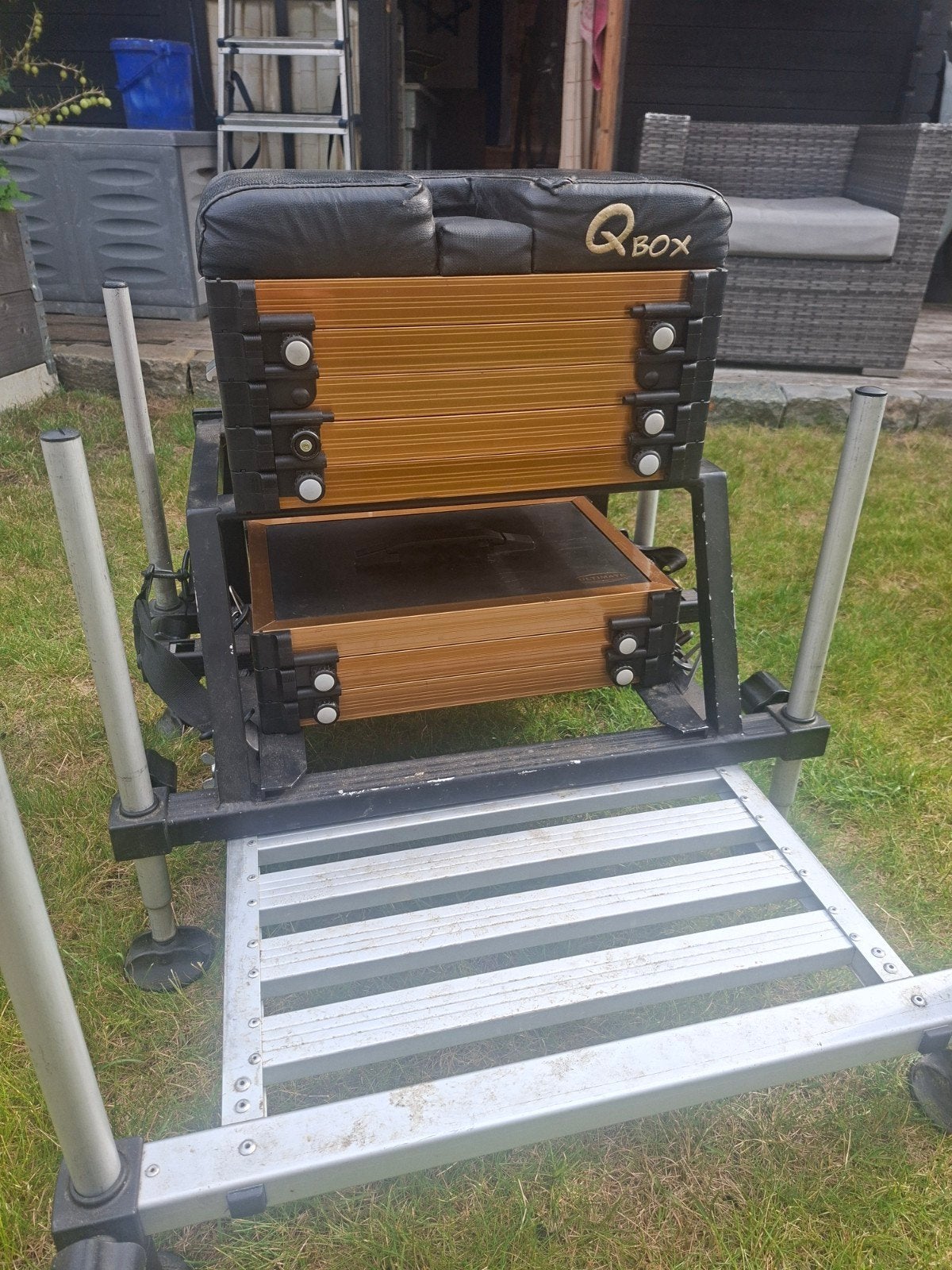 Viskist Q-box met paar accessoires, Ophalen, Gebruikt, Koffer of Tas