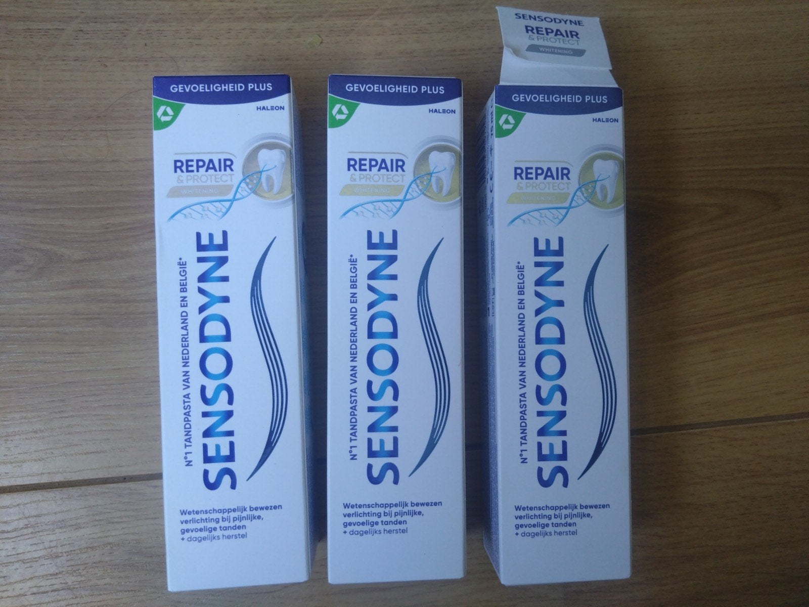 3x Sensodyne Repair & Protect Whitening Tandpasta 75ml, Sieraden, Tassen en Uiterlijk, Uiterlijk | Mondverzorging, Ophalen of Verzenden