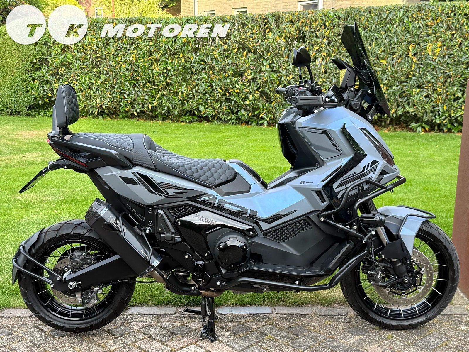 ⭐️ UNIEKE CUSTOM Honda XADV 750 TK PEARL EDITION CARPLAY!, Traction Control, 750 cc, Occasion, Motorrijbewijs A