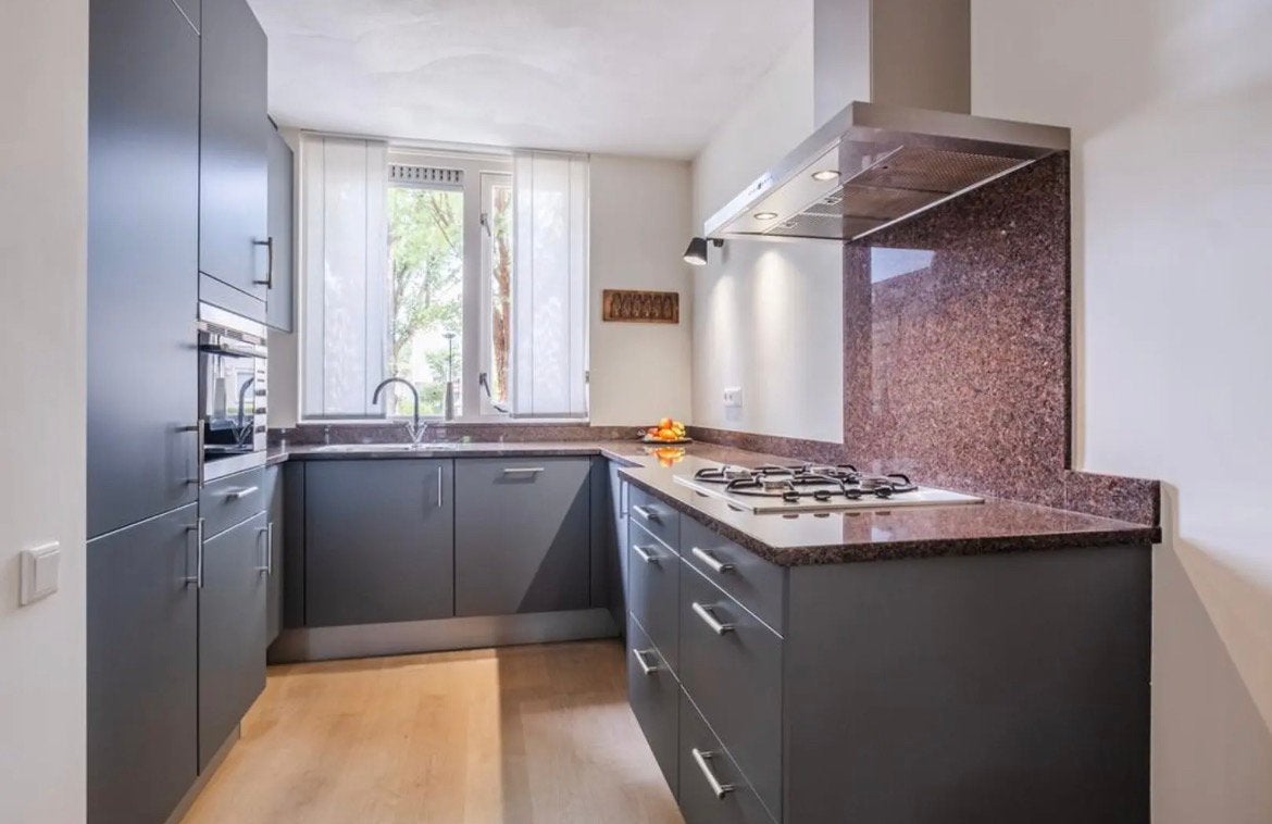 Gratis keuken, Huis en Inrichting, Ophalen, Gebruikt, Hoekkeuken, Graniet of Steen
