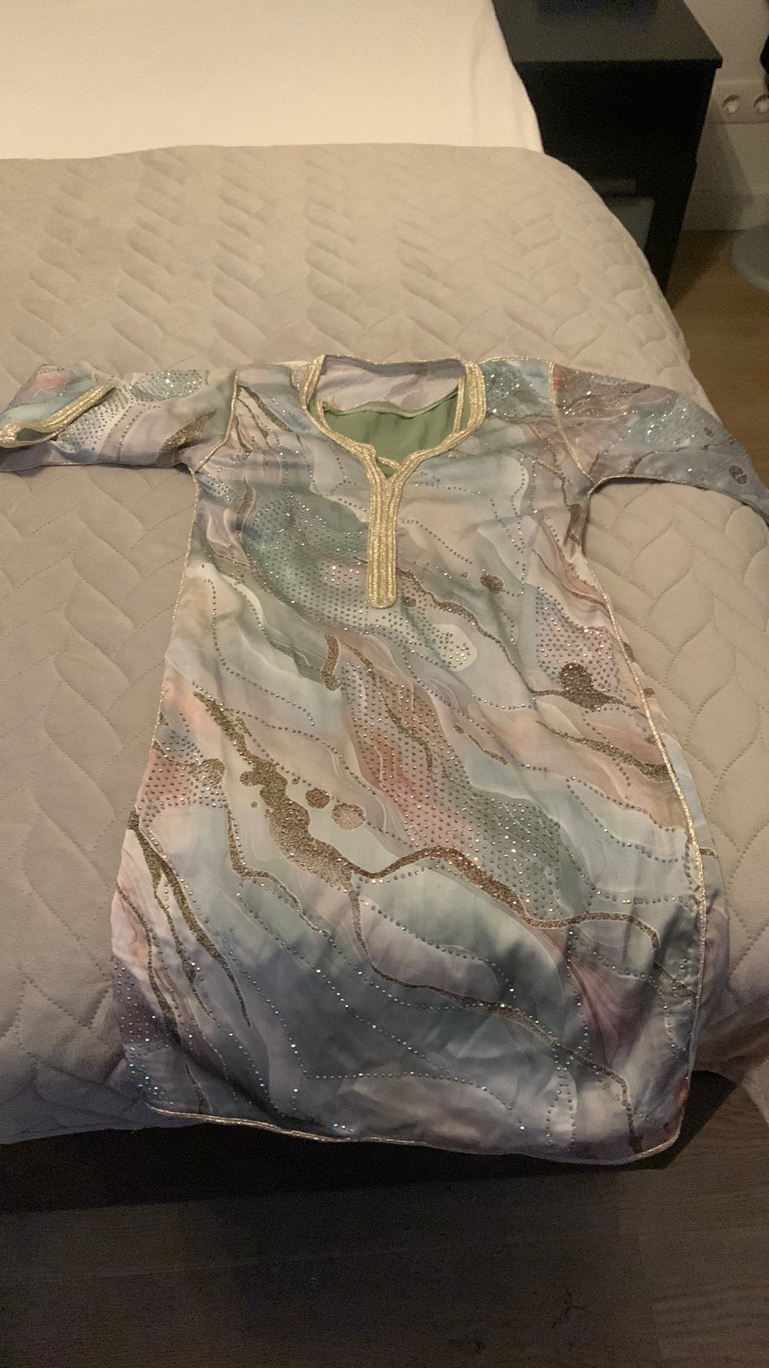 Feest jurk, Kleding | Dames, Jurken, Ophalen of Verzenden, Zo goed als nieuw, Onder de knie