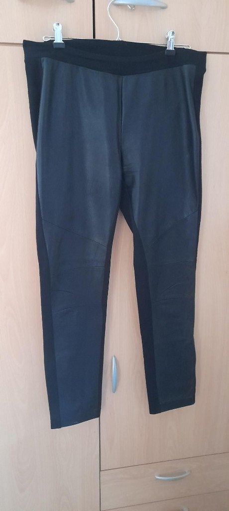 lange broek zwart, Kleding | Dames, Broeken en Pantalons, Maat 38/40 (M), Zwart, Ophalen of Verzenden, Lang