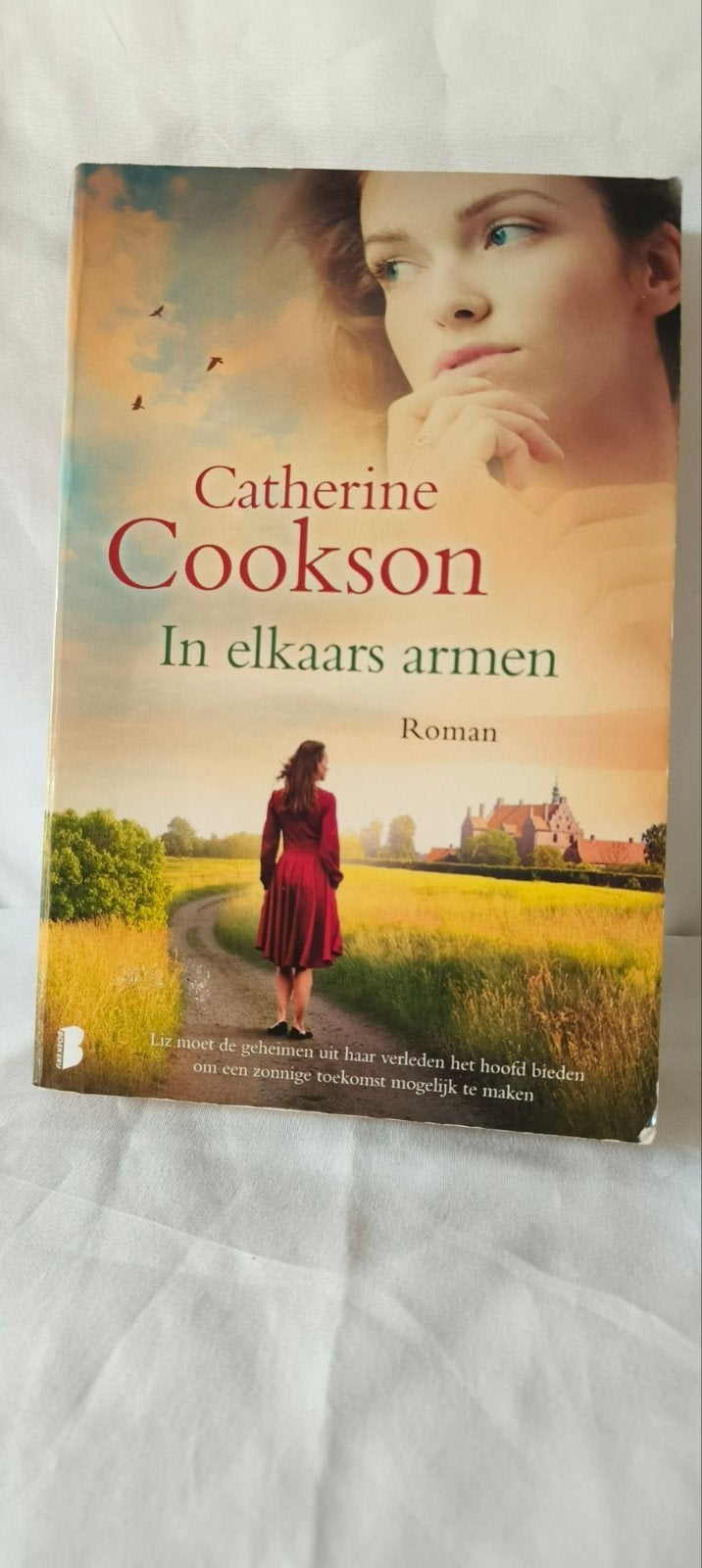 Catherine Cookson - In elkaars armen (Roman), Ophalen of Verzenden, Zo goed als nieuw, Catherine Cookson, Nederland