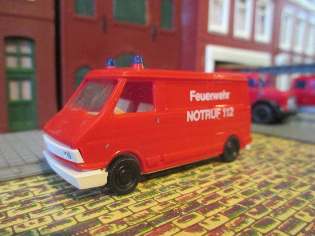 Citroen C35 / Fiat 242 - Praliné Brandweer rood / wit, Ophalen of Verzenden, Gebruikt, Bus of Vrachtwagen, Overige merken