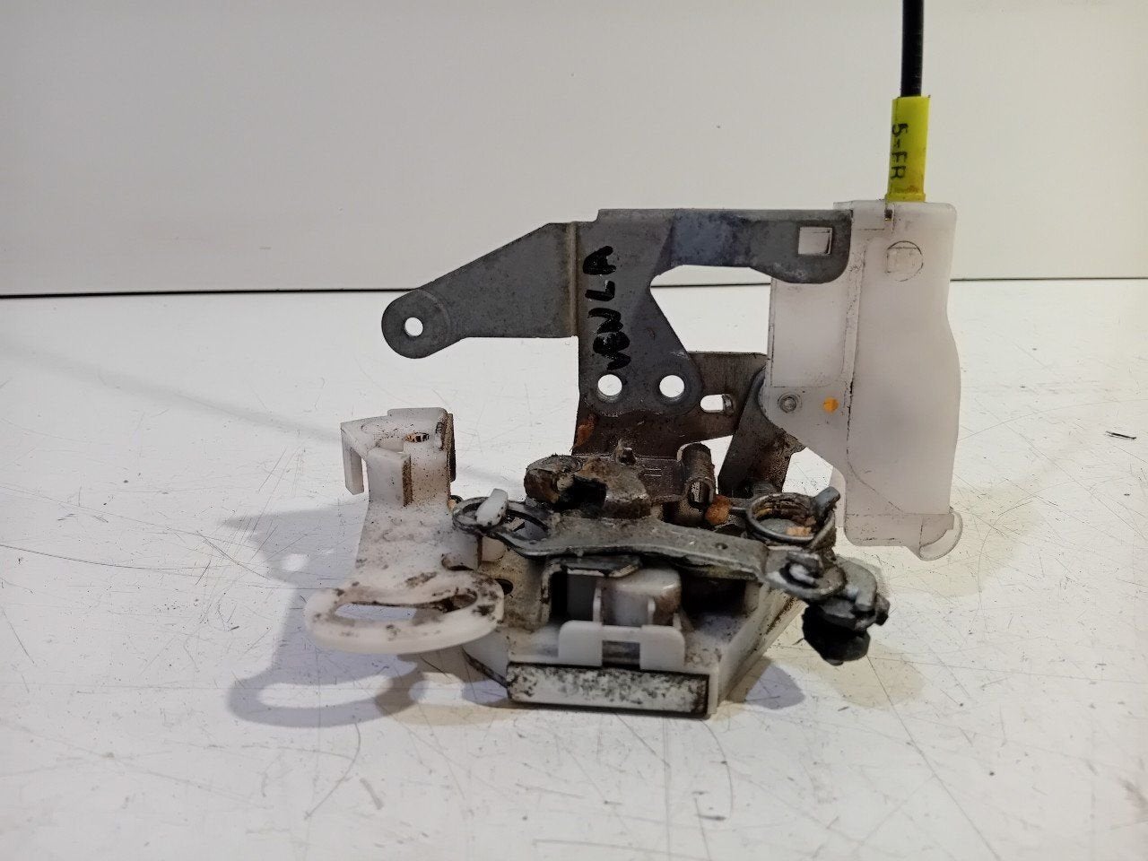 Slot mechaniek portier links achter Toyota Aygo, Auto-onderdelen, Onderdelen@venauto.nl, Van der Ven Autorecycling B.V., Gebruikt