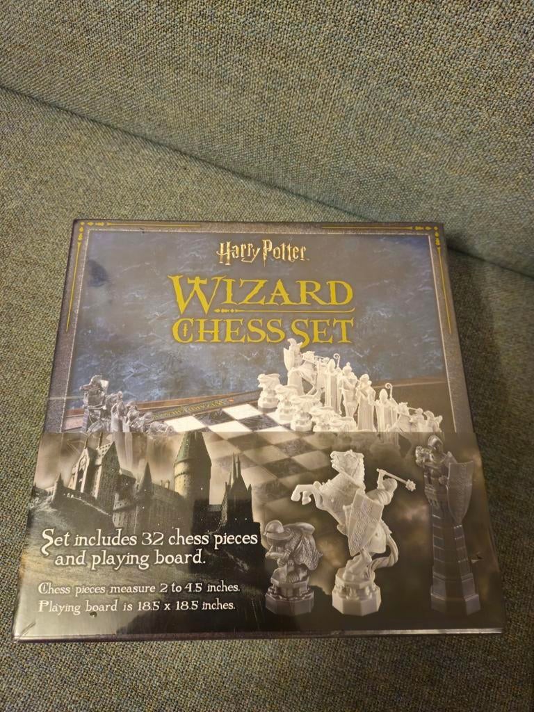 Harry Potter Wizard Schaakset - Nieuw in doos, Verzamelen, Ophalen, Nieuw, Spel