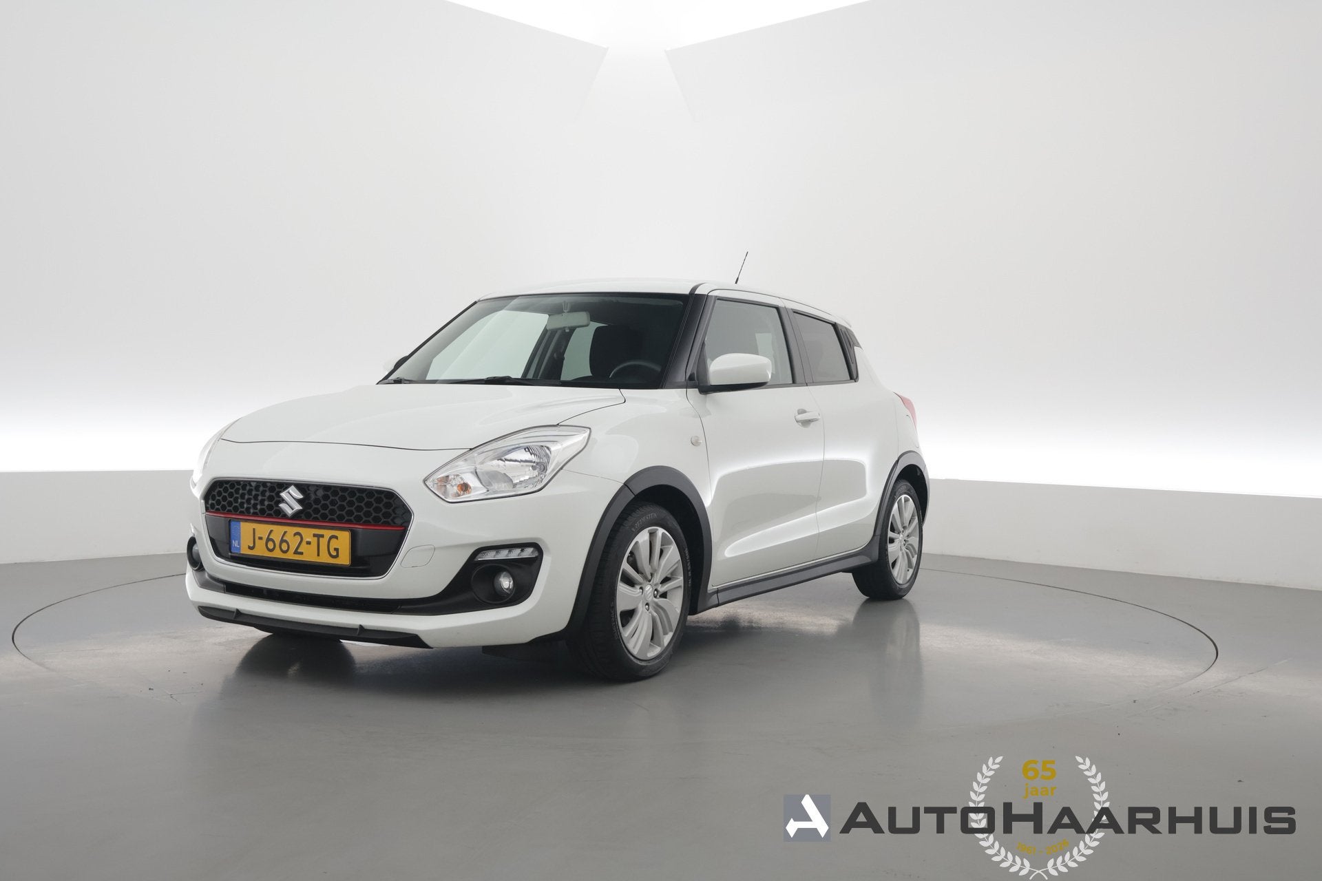 Suzuki Swift 1.2 GT 90PK Smart Hybrid | Rijklaar! | Orig NL, Auto's, Voorwielaandrijving, 12 maanden, Stof, Gebruikt