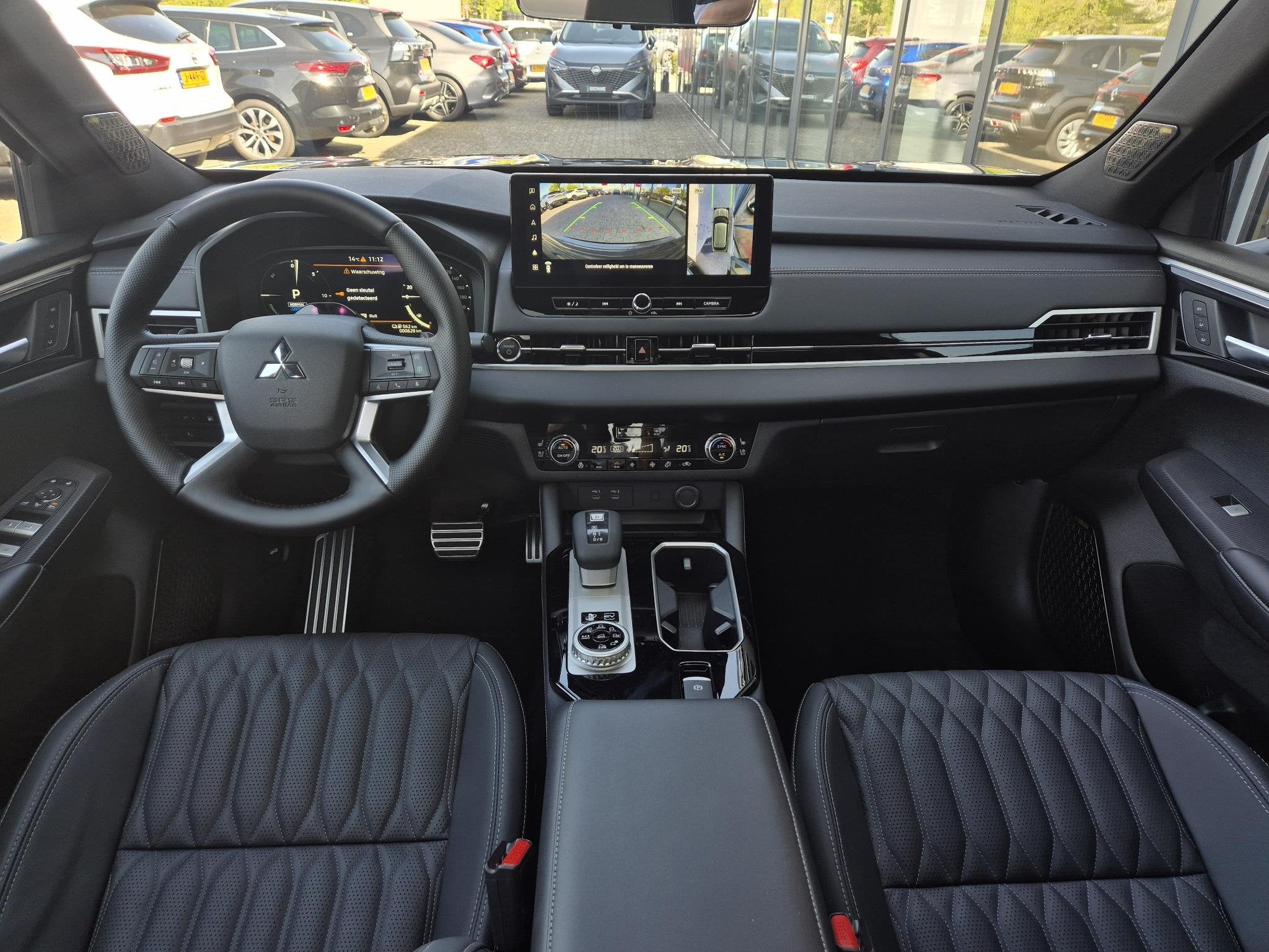 Mitsubishi Outlander 2.4 PHEV Instyle | Nieuw Model '26 | DE, 2095 kg, 4 cilinders, Met garantie (alle), Blauw