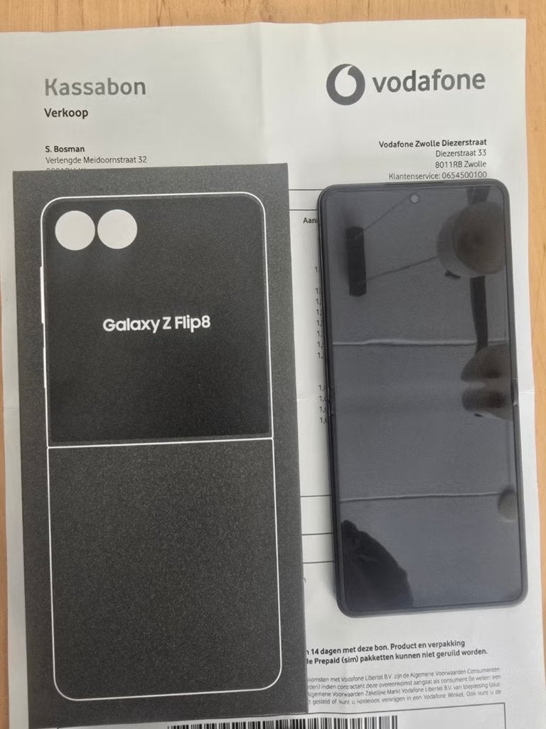 Samsung Galaxy Z Flip 8 256GB Zwart/Graphite - Nieuw