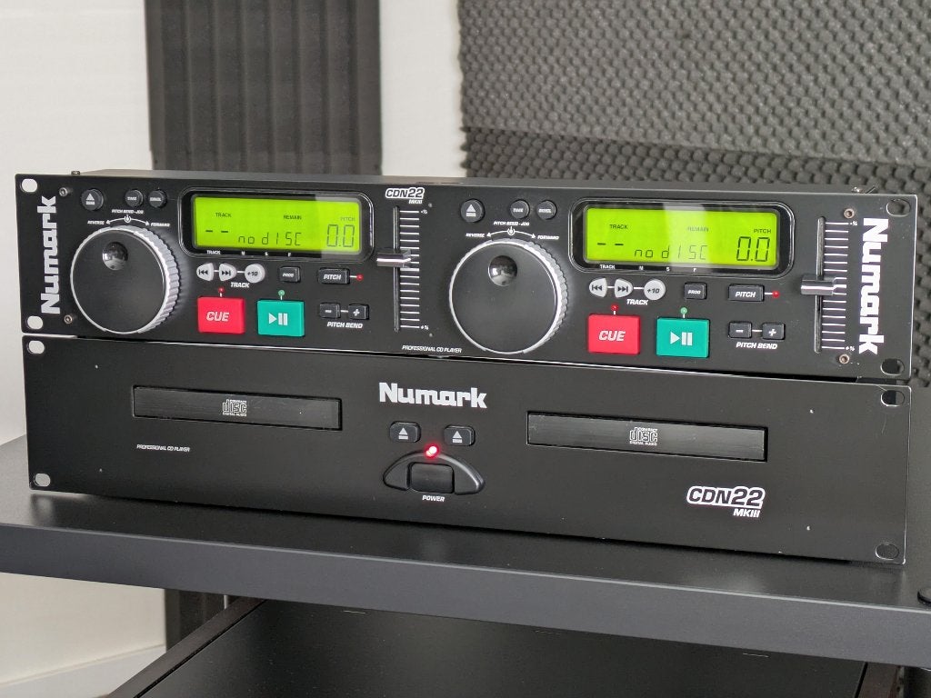 Numark CDN22 Mk2, dubbele 19″ DJ-cd-speler, Ophalen of Verzenden, Gebruikt, Overige merken