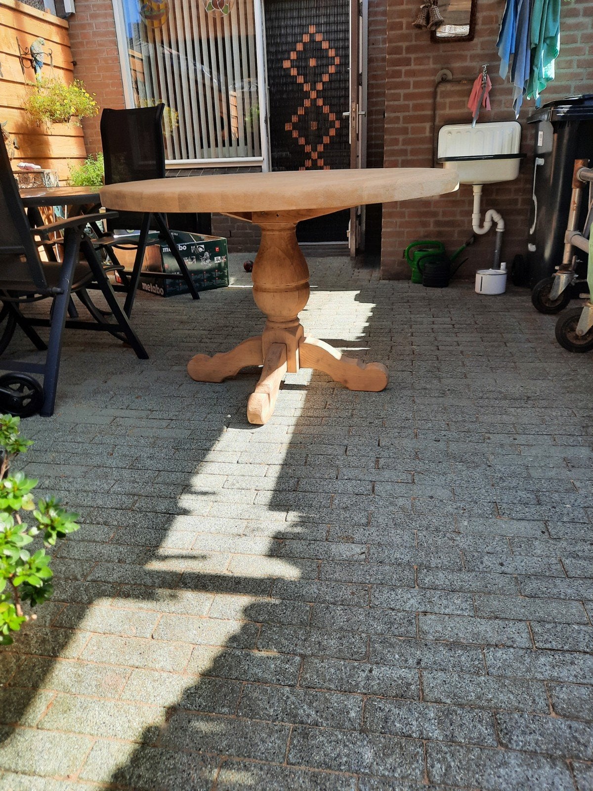 een mooi eiken ronde tafel 4cm dik hoogte 72cm doorsnede 120, Huis en Inrichting, Tafels | Eettafels, Ophalen, Zo goed als nieuw