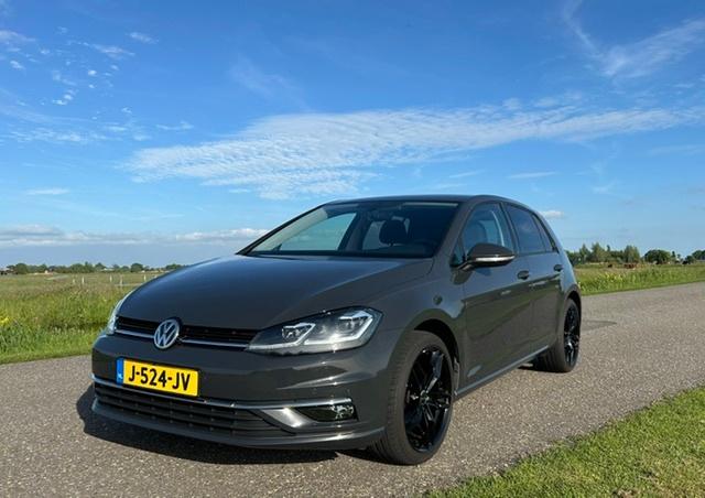 Volkswagen Golf 7.5 Highline Business R1.5 TSI 150pk Virtual, 1498 cc, 4 cilinders, Overige bekleding, 149 pk