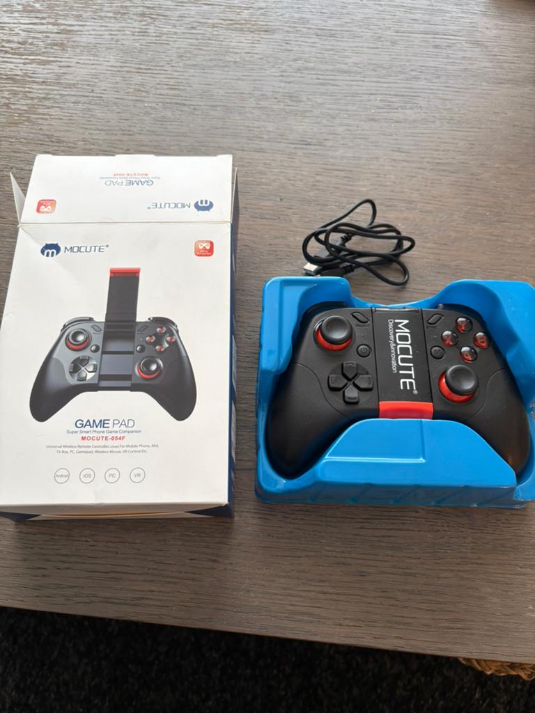 Mocute game pad, Computers en Software, Joysticks, Ophalen, Zo goed als nieuw
