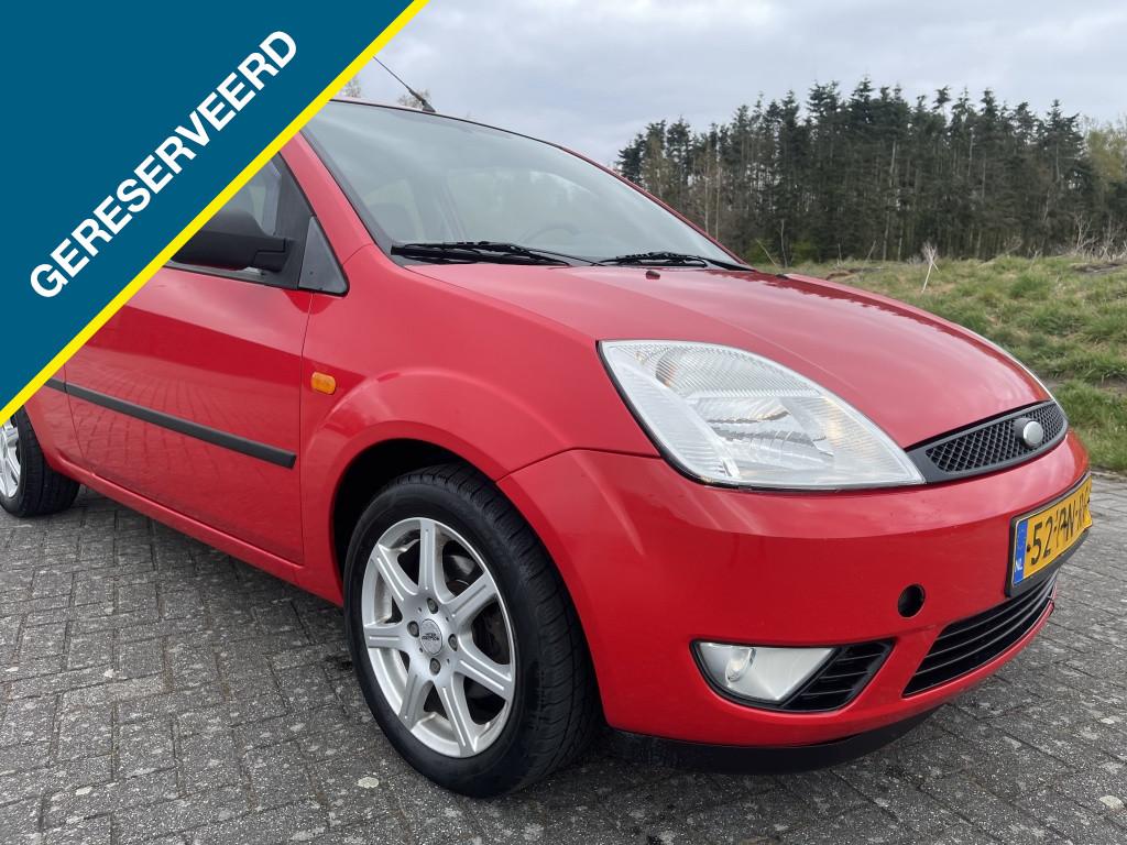 Ford Fiesta 1.4 16V AIRCO APK: Nieuw bij aflevering, Auto's, 15 km/l, 4 cilinders, Origineel Nederlands, Handgeschakeld