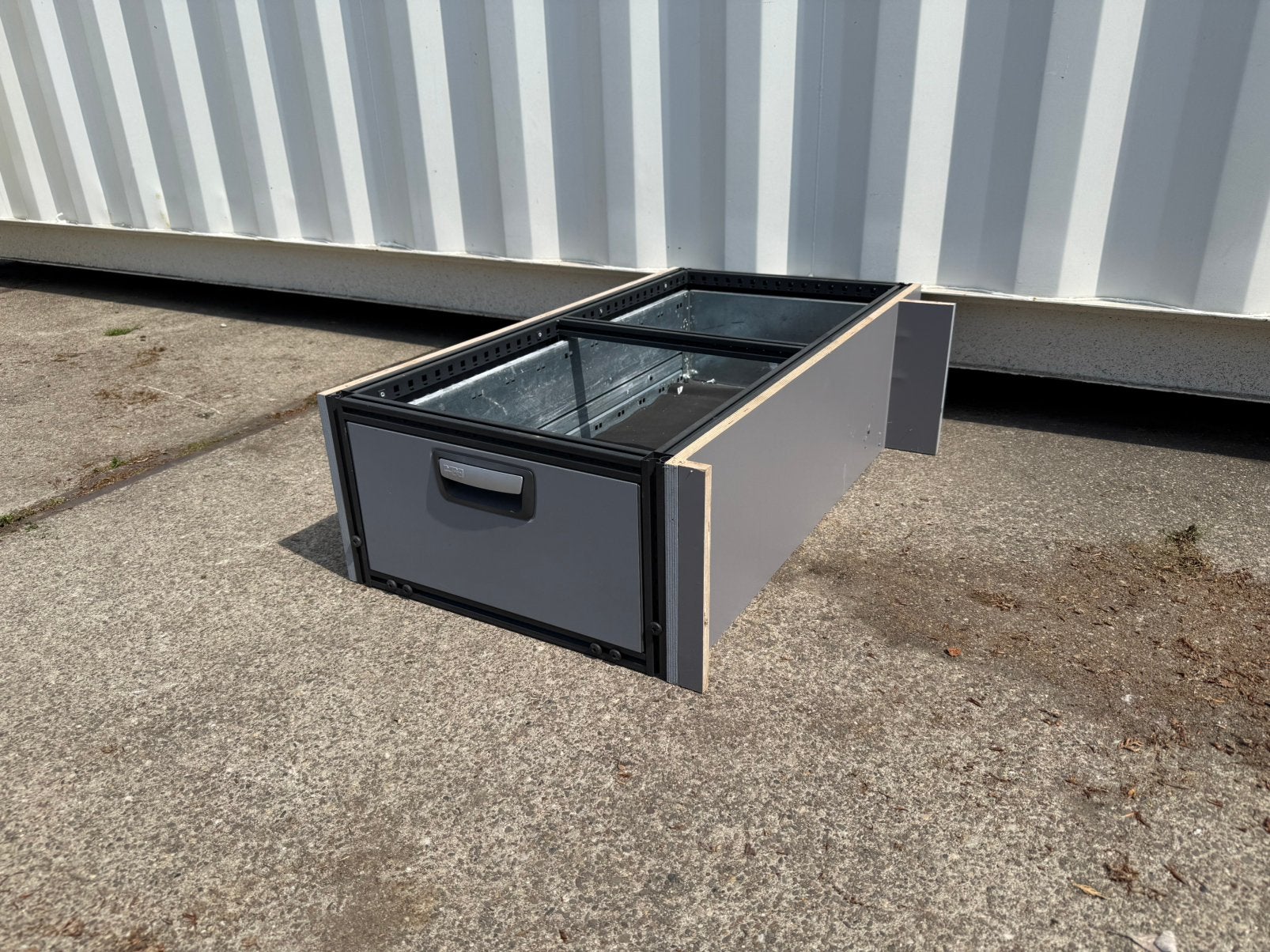 Modul System Bedrijfswageninrichting vloerlade dubbele bodem, Auto diversen, Auto-accessoires, Ophalen, Zo goed als nieuw