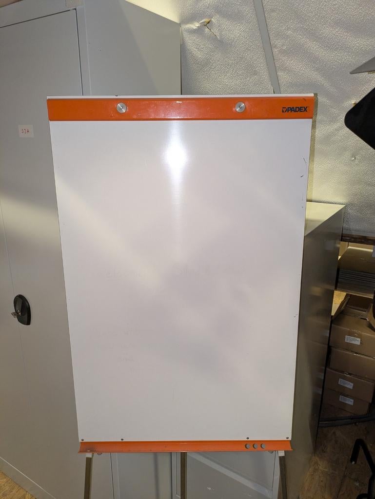 Whiteboard met verstelbare poten, Huis en Inrichting, Woonaccessoires | Memoborden, Ophalen, Gebruikt, Overige typen