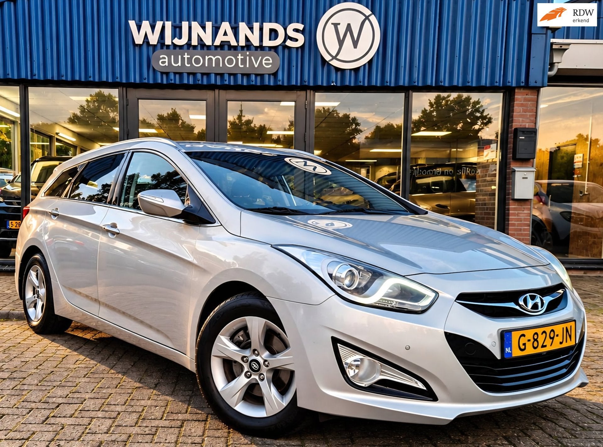 Hyundai I40 Wagon 1.6 GDI Blue i-Vision Pdc Led Clima Cruise, Auto's, Voorwielaandrijving, 135 pk, 4 cilinders, Handgeschakeld