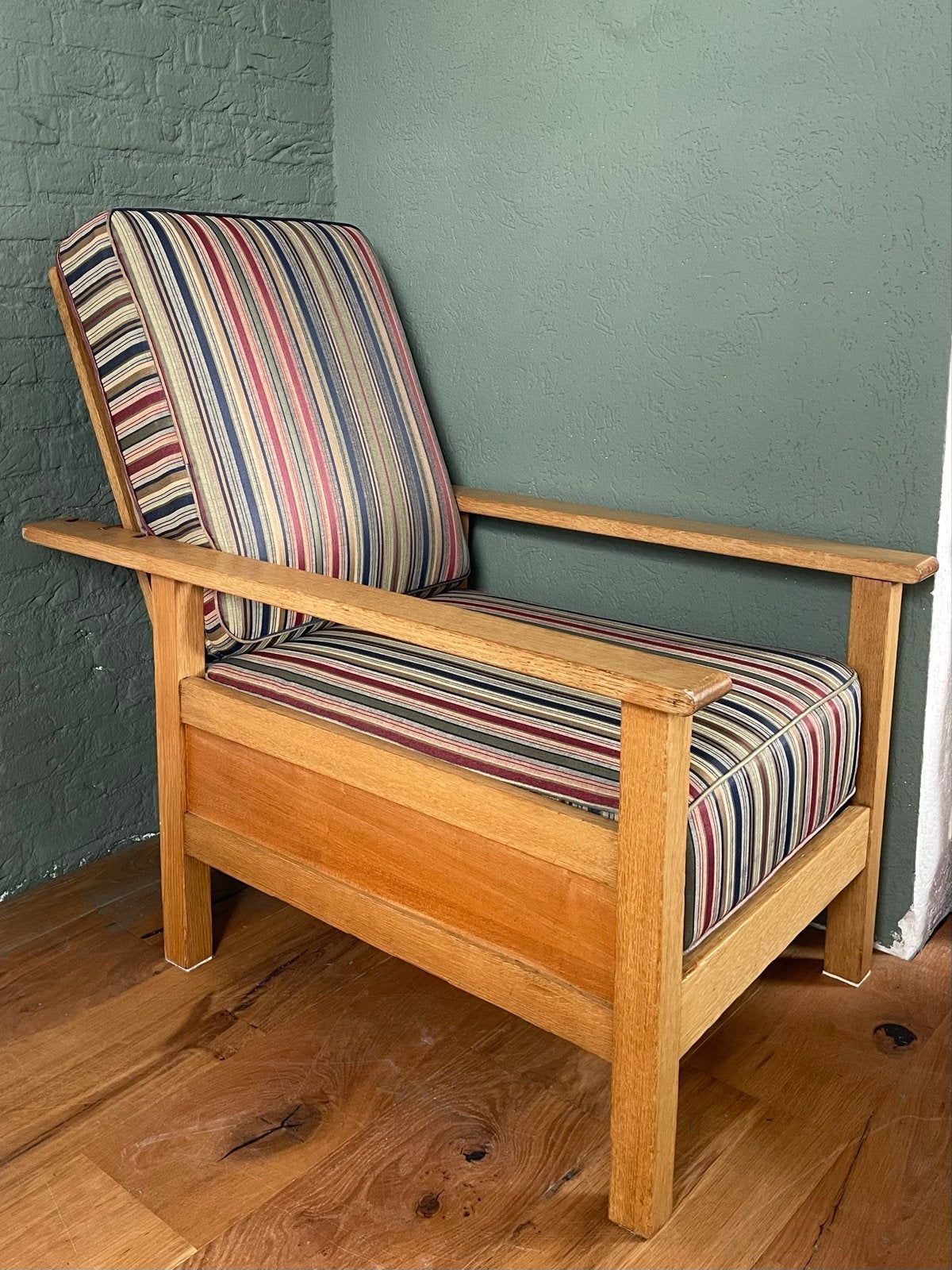 Morris-stijl Eikenhouten Fauteuil - Arts & Crafts Icoon, Ophalen