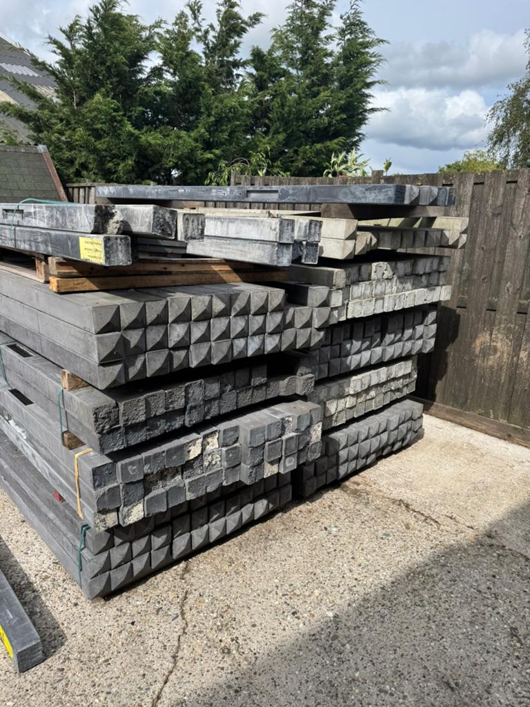 Partij betonnen palen, schuttingpalen, poeren, Tuin en Terras, Palen, Balken en Planken, Ophalen, Nieuw, 250 cm of meer, Balken
