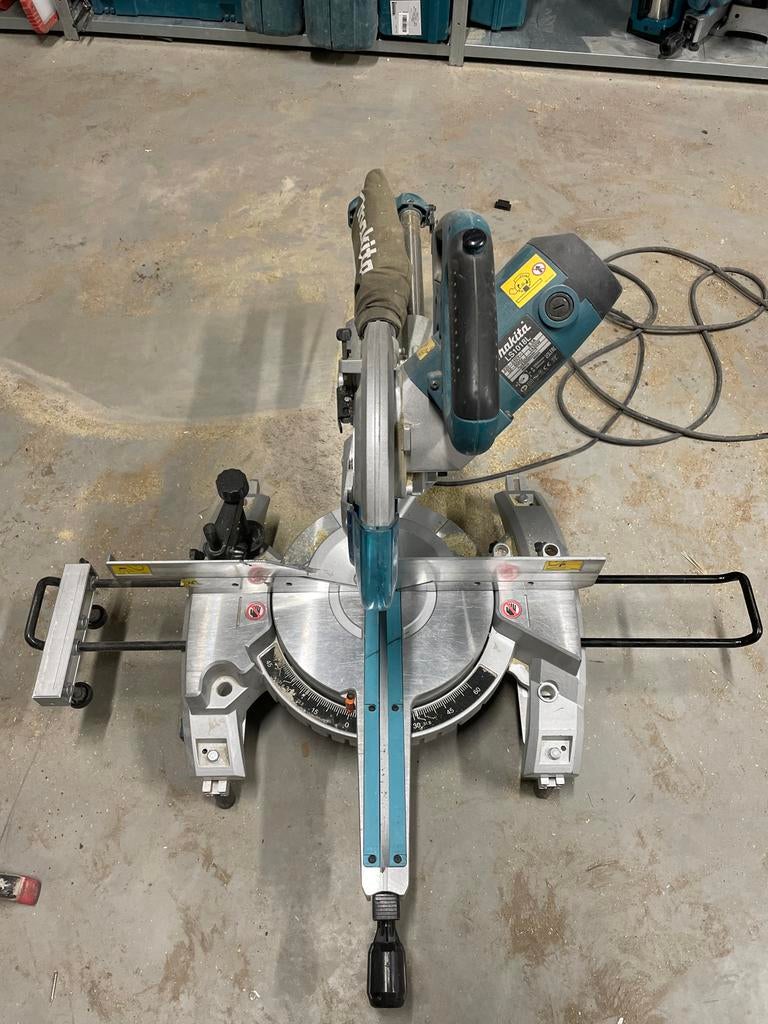Makita LS1018L verstekzaag, Doe-het-zelf en Verbouw, Gereedschap | Zaagmachines, Ophalen, Gebruikt, 70 mm of meer, Afkortzaag