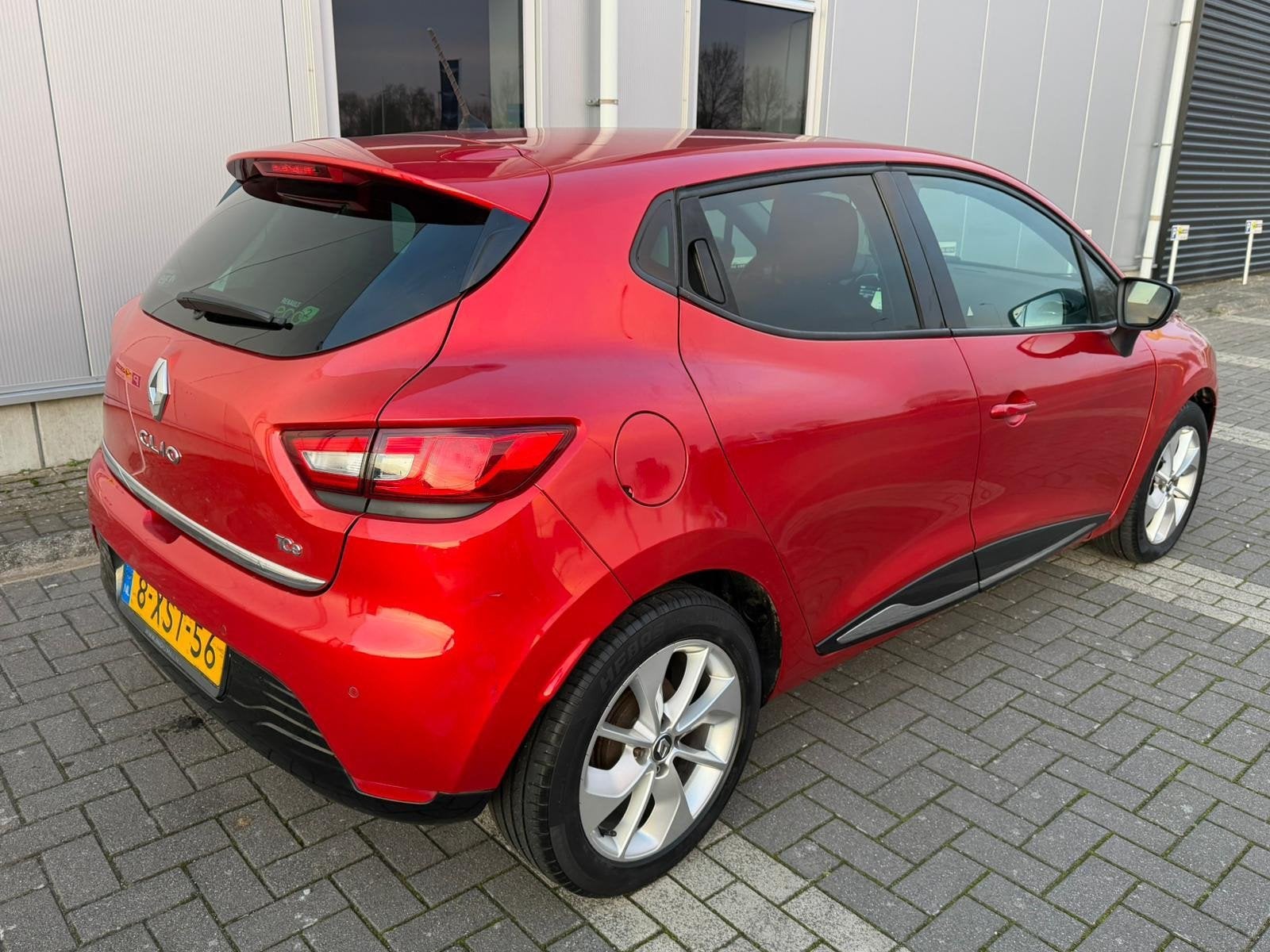 Renault Clio 0.9 TCe Expression Nieuwe ketting Airco APK, Auto's, Voorwielaandrijving, 540 kg, Origineel Nederlands, Handgeschakeld