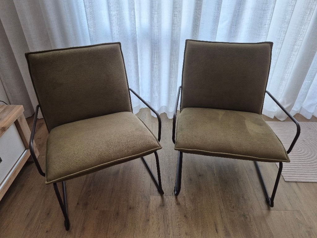Set van 2 comfortabele fauteuils - Groen, Ophalen, Modern, Comfortabel, 75 tot 100 cm, Zo goed als nieuw