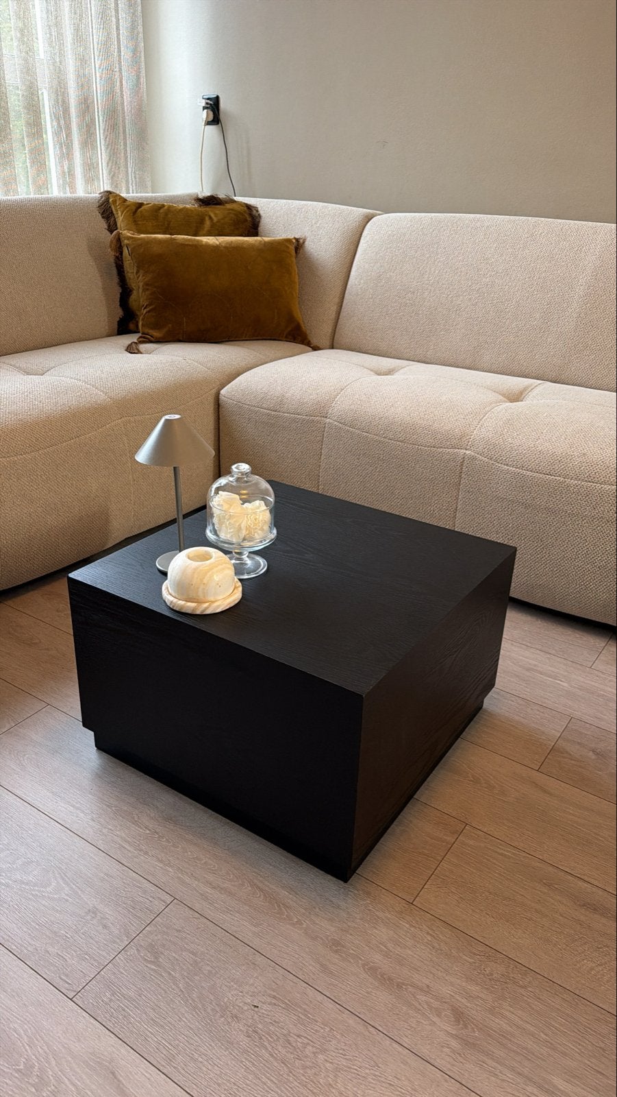 Nieuwe zwarte houten salontafel, Huis en Inrichting, Ophalen, Nieuw, Overige houtsoorten, 50 tot 100 cm