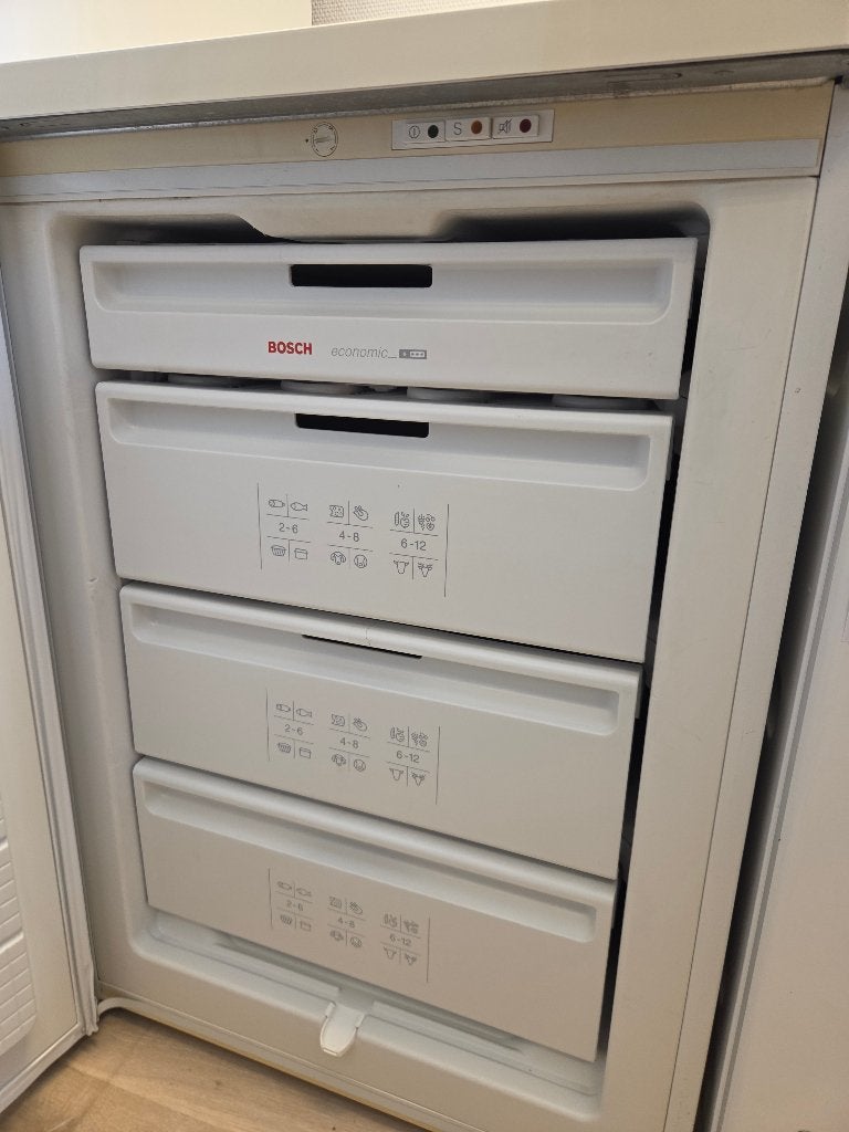 vrieskast - Bosch - tafelmodel - 4 lades, Witgoed en Apparatuur, Vriezers en Diepvrieskisten, Gebruikt, Duitsland, Nl-infocentrum-bosch@bshg.com