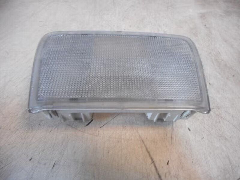 BINNENVERLICHTING VOOR Opel Tigra Twin Top (273893313), Bahnhofsplatz 65423 Rüsselsheim am Main, DE, Gebruikt, Opel, Opel Automobile GmbH