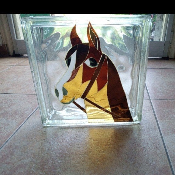 Glazen bouwsteen met paardenhoofd decoratie, Ophalen, Meerkleurig, Overige stijlen, Zo goed als nieuw