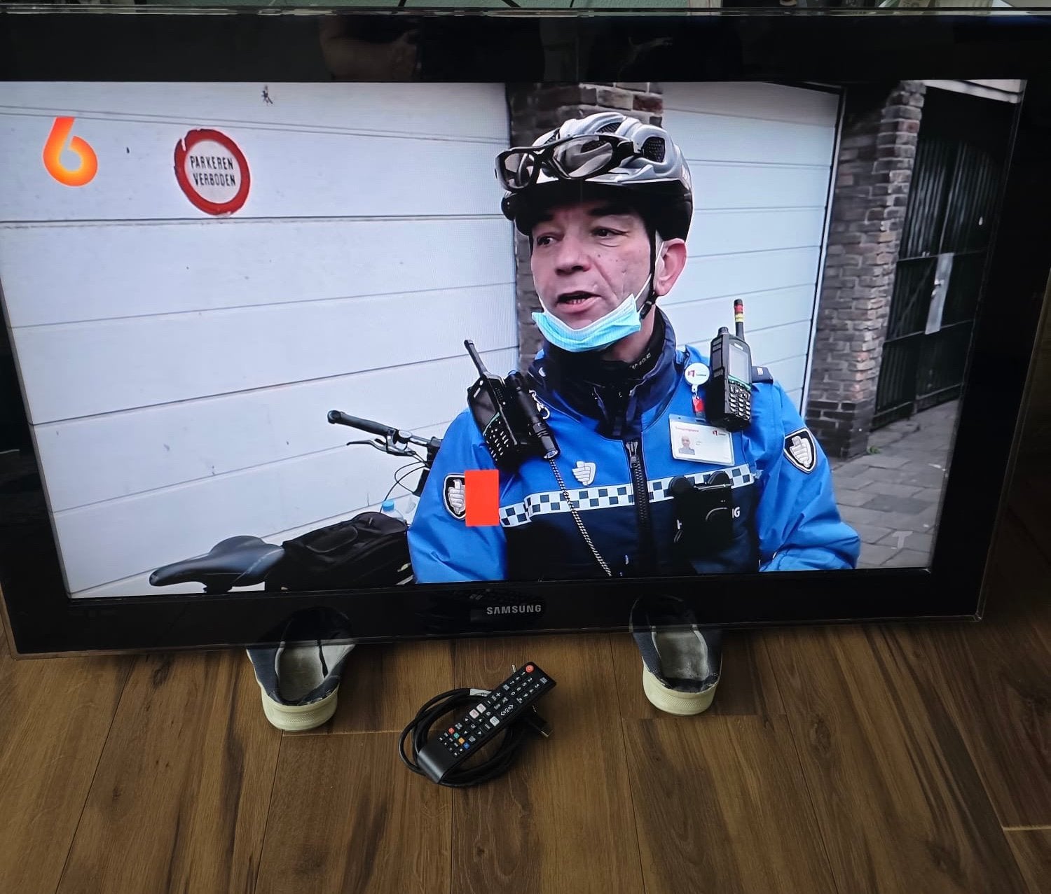 Samsung tv met vaste tv muurbeugel, Ophalen, 50 Hz, HD Ready (720p), Zo goed als nieuw
