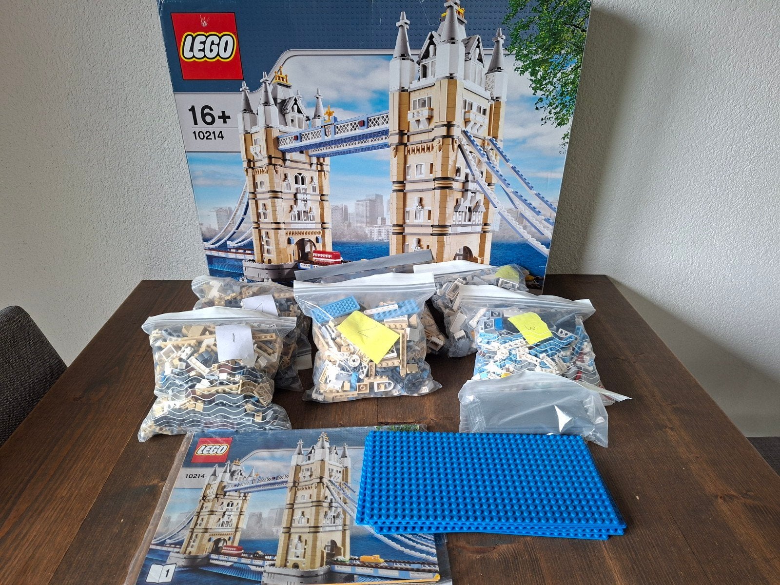 Lego Tower Bridge 10214, Ophalen of Verzenden, Zo goed als nieuw