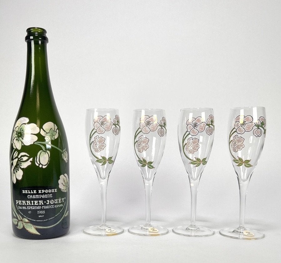 710. Champagne flûtes Perrier-Jouët, florale decoratie, 1988, Ophalen