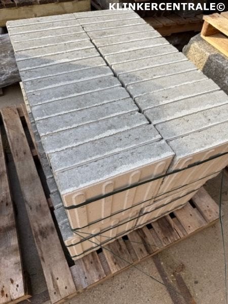 111 st wit betontegels 30x30x6 geleidelijntegels blinden, Tuin en Terras, Verzenden, Nieuw, 10 m² of meer, Bij dit product niet bekend.