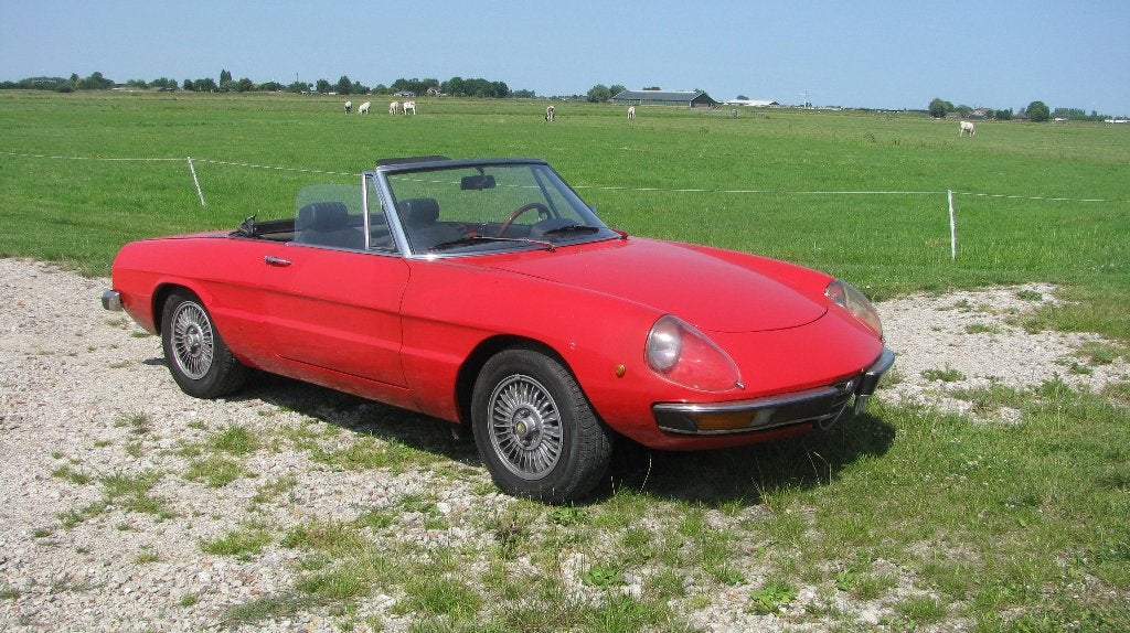 Alfa Romeo Spider / 1976, Achterwielaandrijving, Zwart, Cabriolet, Handgeschakeld