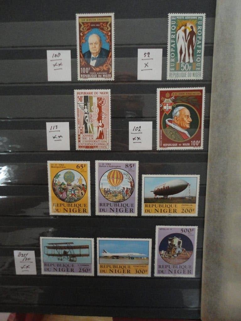 postzegels 4= du niger, Postzegels en Munten, Ophalen of Verzenden, Overige landen