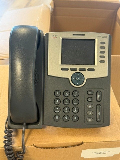 9 stuks Cisco SPA 525G SIP-telefoon
