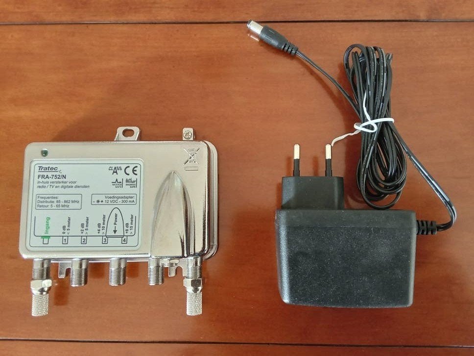 Tratec FRA-752/N Voedingsadapter, Ophalen of Verzenden, Gebruikt, Minder dan 2 meter, Overige kabels
