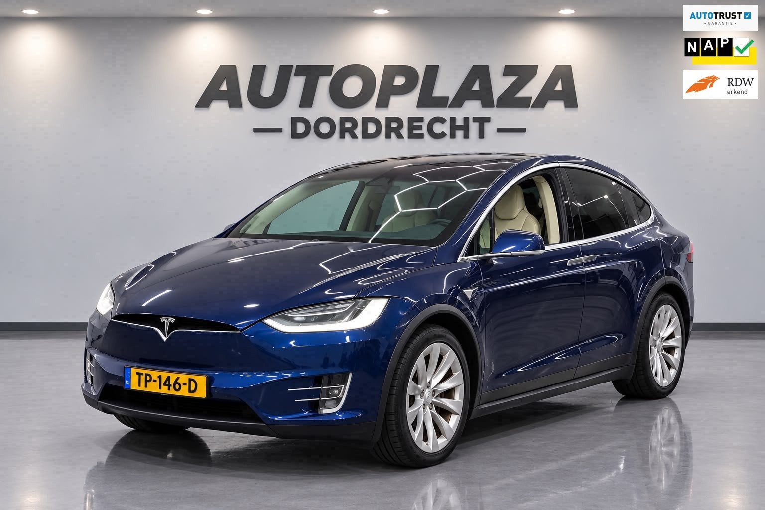 Tesla Model X 75D Base 7p., Auto's, Automaat, Model X, Gebruikt, Beige