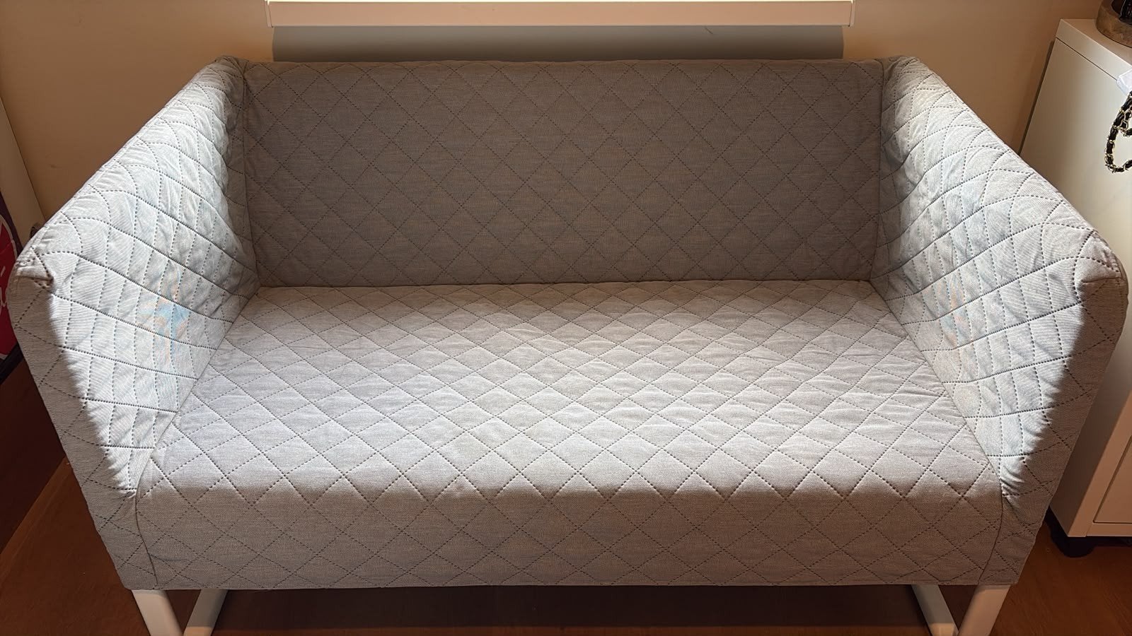 Ikea bankje - Zo goed als nieuw, Huis en Inrichting, Ophalen, Minder dan 75 cm, Tweepersoons, Zo goed als nieuw