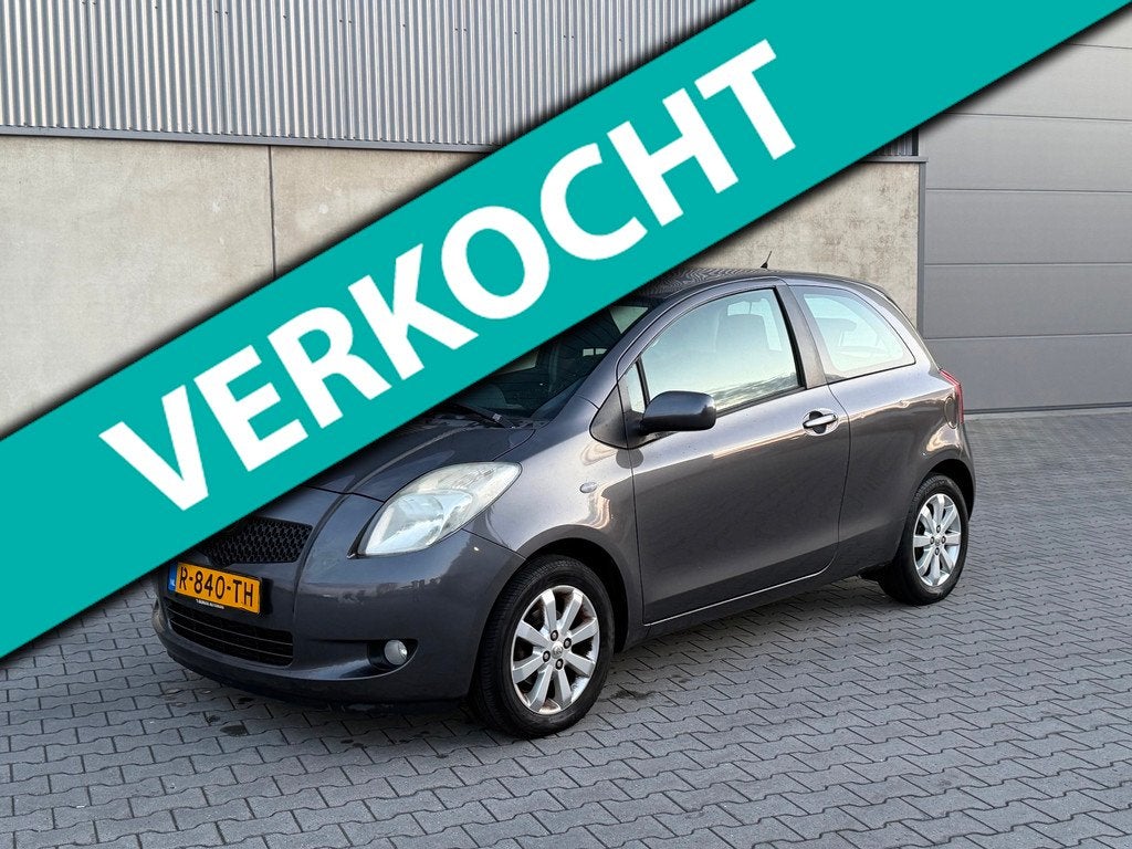 Toyota Yaris 1.3 VVTi Sol AIRCO+PDC+ELEKTRISCHE PAKKET+VELGE, Voorwielaandrijving, Stof, Zwart, 4 cilinders