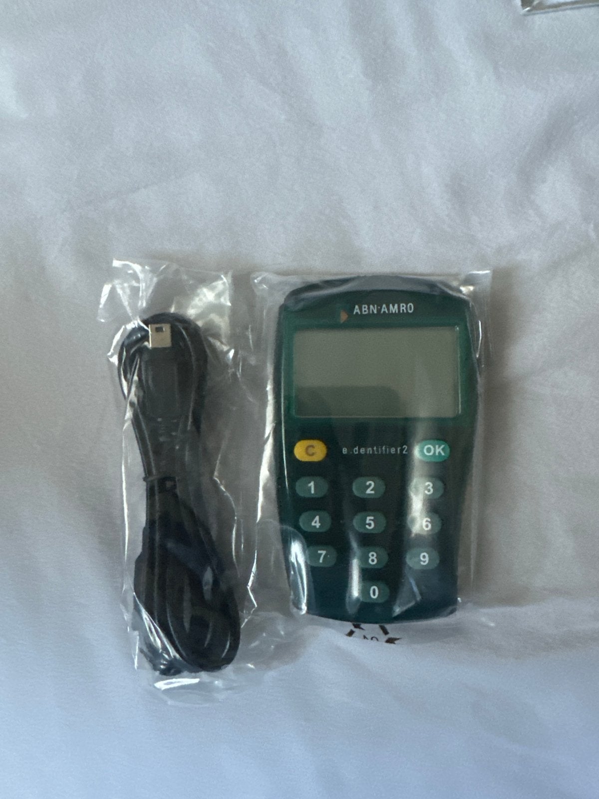 ABN AMRO e.dentifier2 met USB-kabel - Nieuw in verpakking, Ophalen of Verzenden, Nieuw