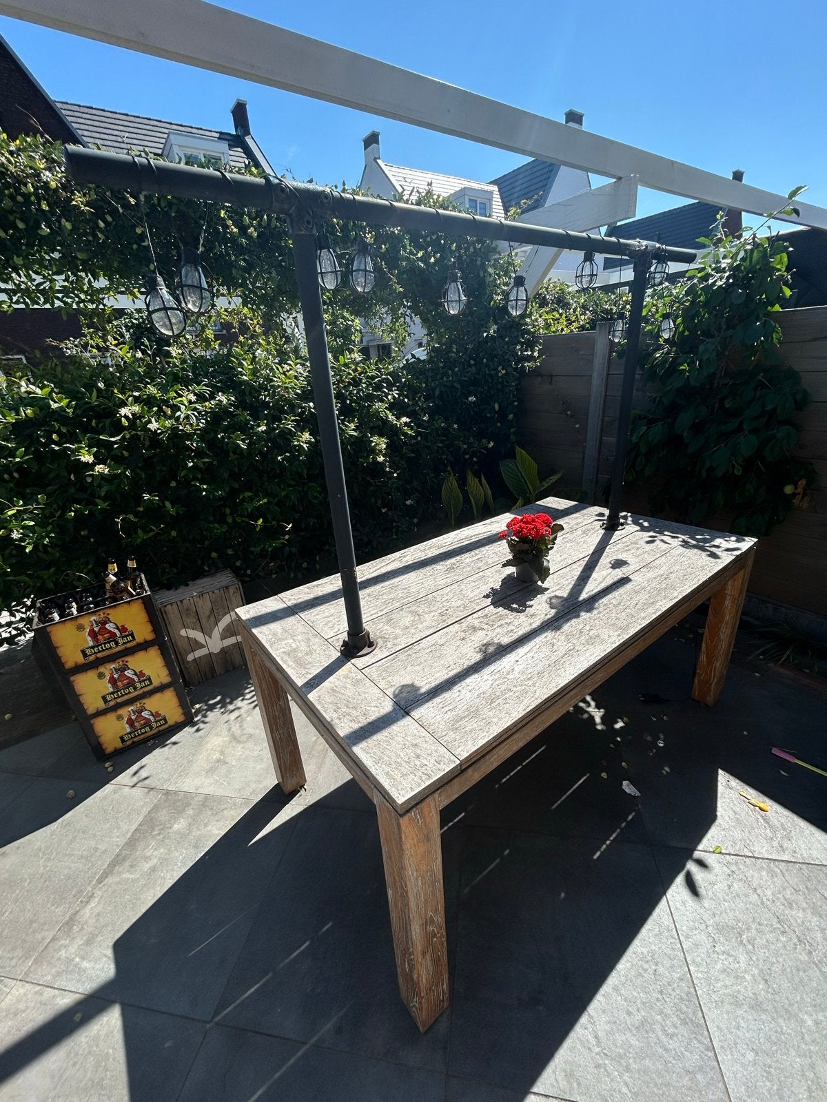 Robuuste Teak houten tuintafel met metalen frame, Ophalen, Gebruikt, Rechthoekig, Hout