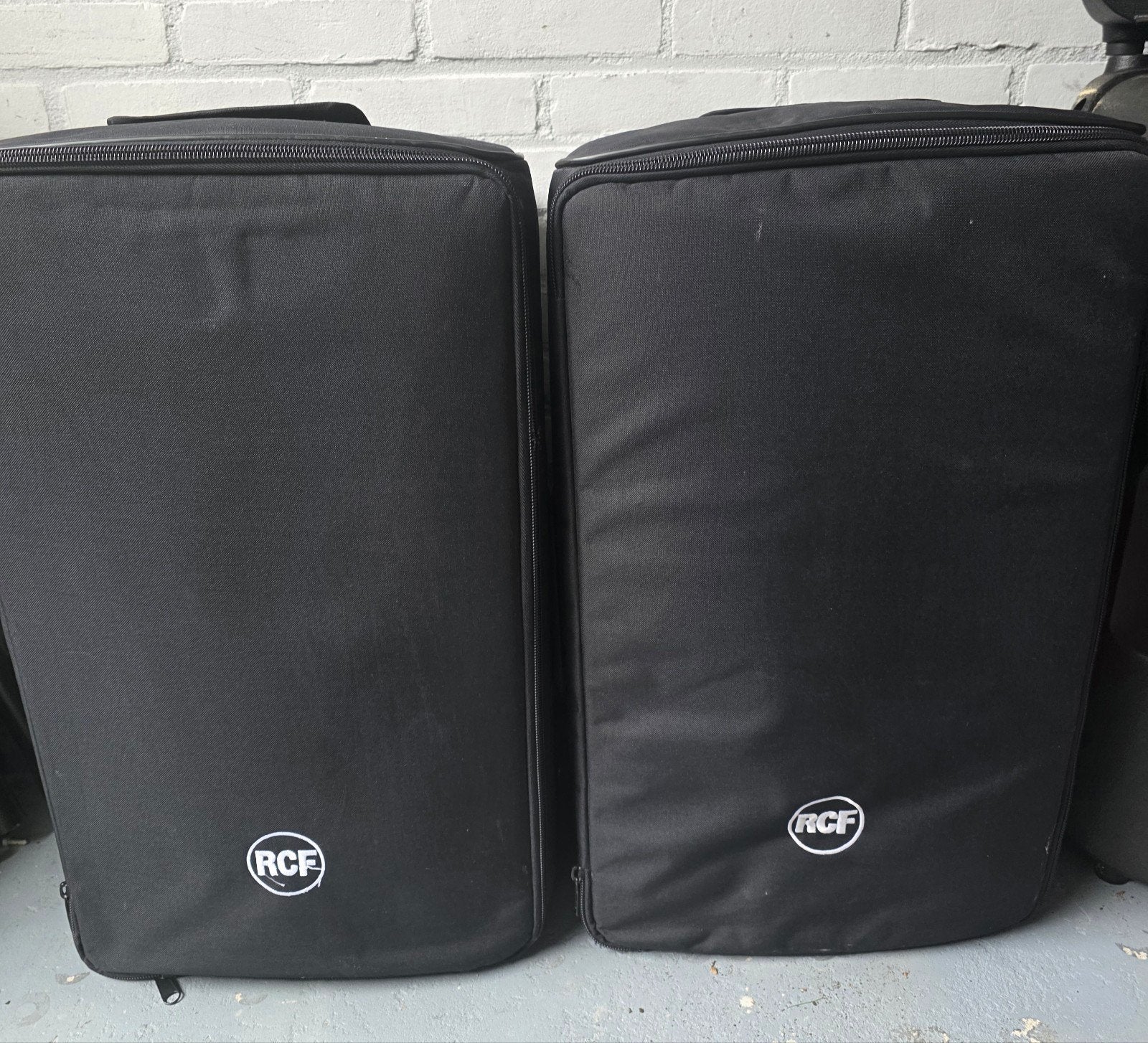 2x RCF HD 32-A 12 inch actieve speakers met hoezen., Ophalen of Verzenden